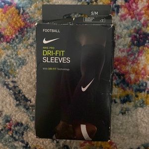 football nike pro dri fit sleeves size SMALL